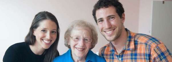 Volunteer & Connect with an Older Neighbor this Passover