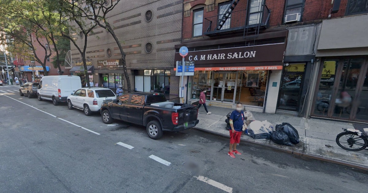 hot bus stop ues