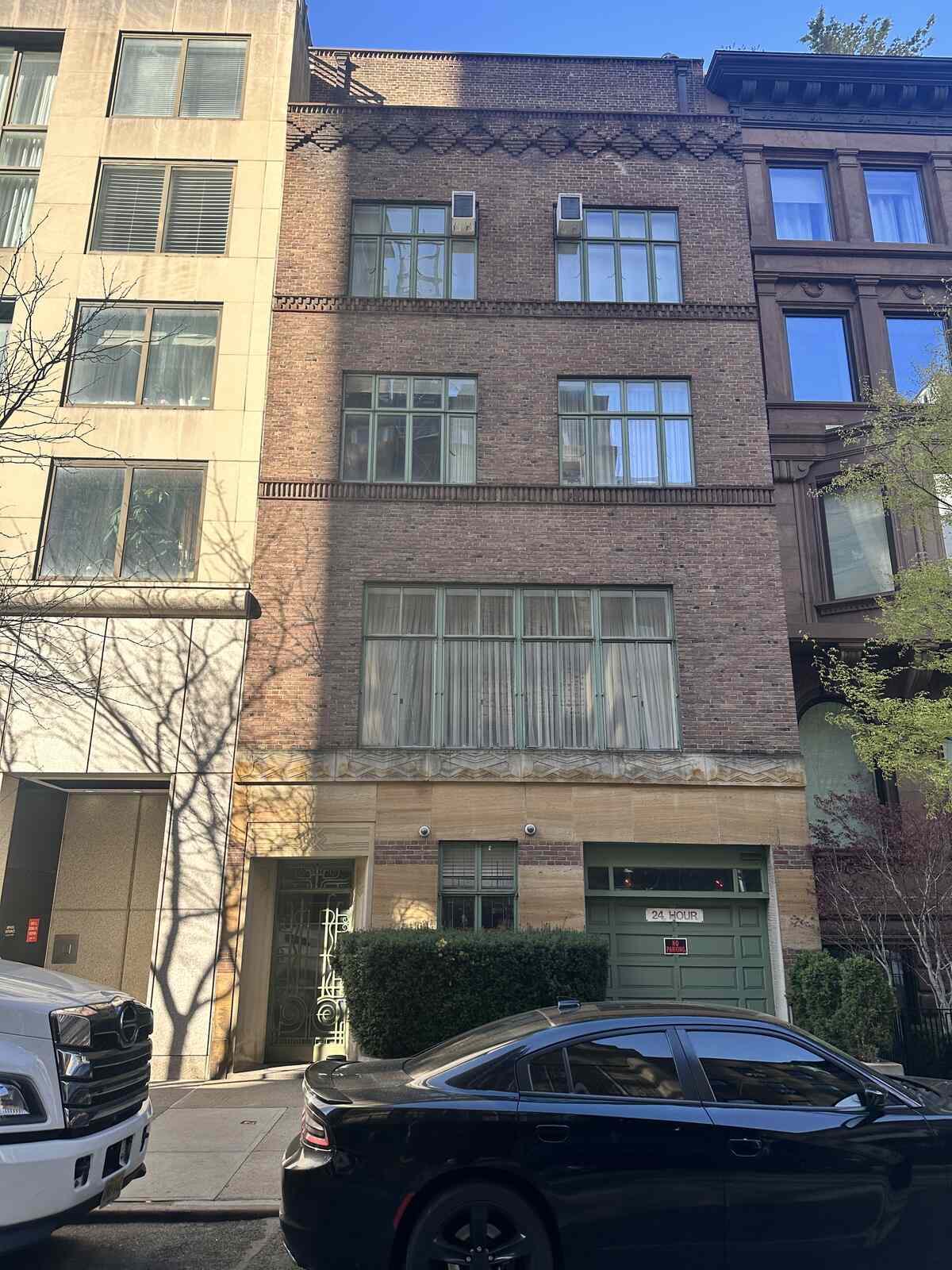 49 East 80th Street