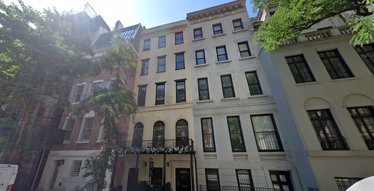 10 east 82nd street