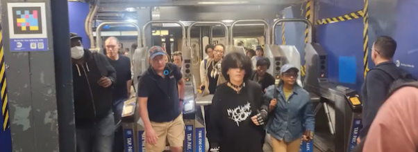 MTA Pushes Back Completion of 86th Street Station Elevators